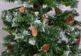 Sztuczna świąteczna choinka z szyszkami, 1,5 m