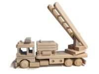 Drewniany wóz strażacki z buku, ruchoma drabina, 35 cm