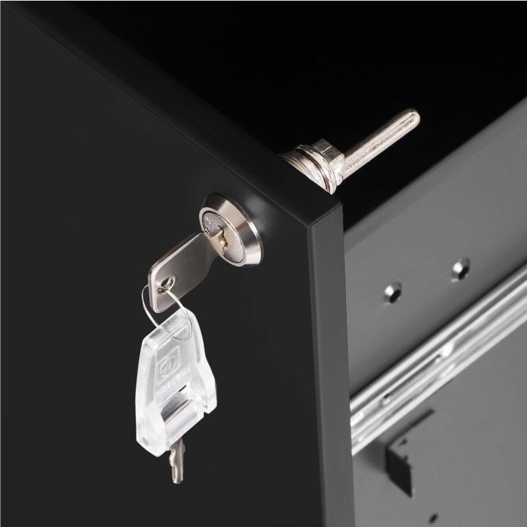 Контейнер чорний на колесах з замком, 3 ящика, сталь